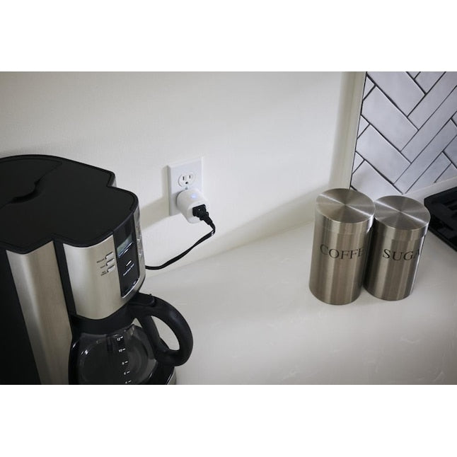 Samsung F-OUT-US-2 SmartThings Outlet, White, Works with Alexa